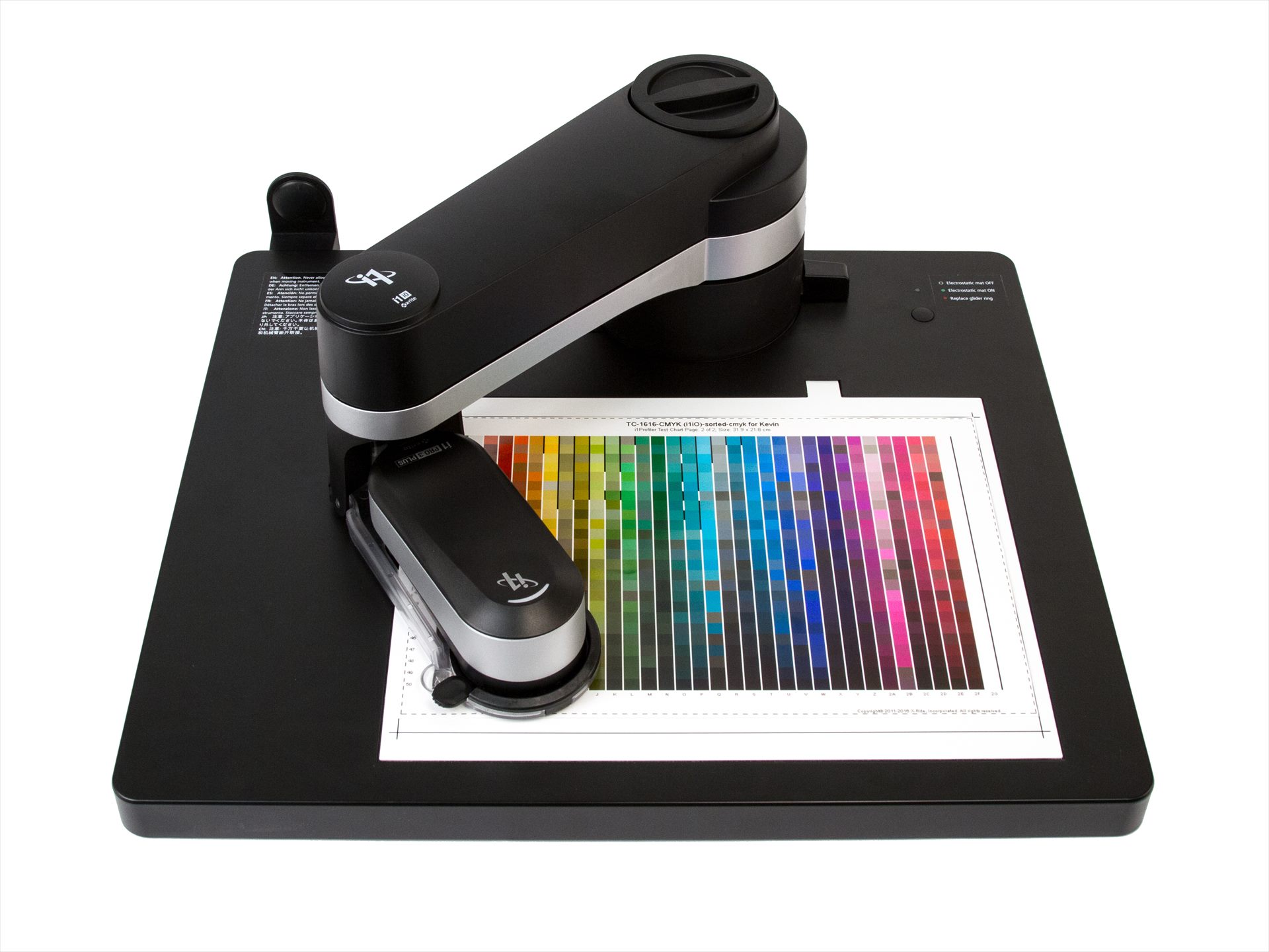 Automated board colour calibration on the i1iO spectrophotometer